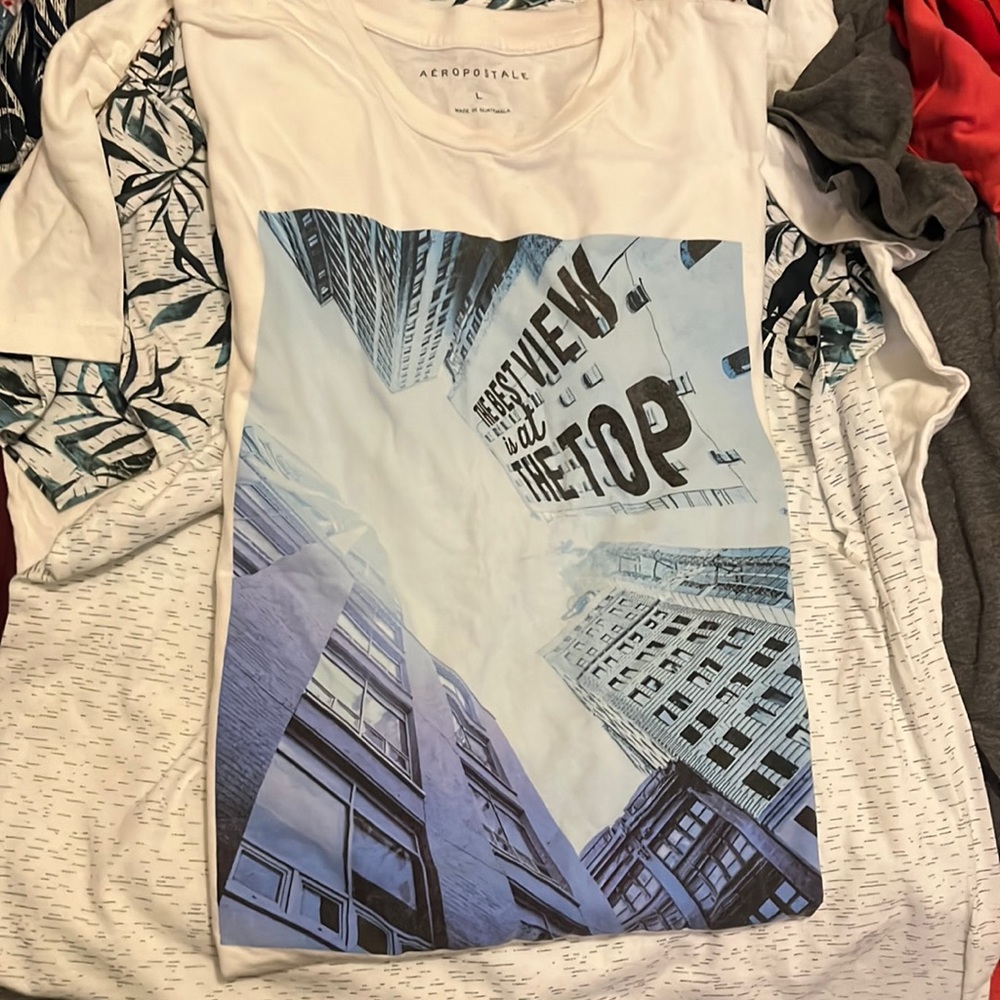 Aeropostale L